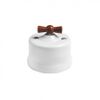 Cruzamiento porcelana blanca superficie